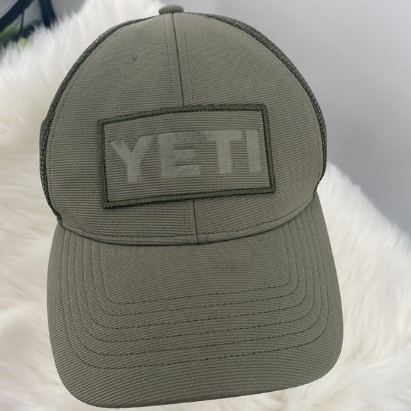 YETI Baseball Cap Hat Snapback - Picture 2 of 6